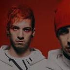 TOP 40 HIT SINGLES (JANUARY 15, 2016)