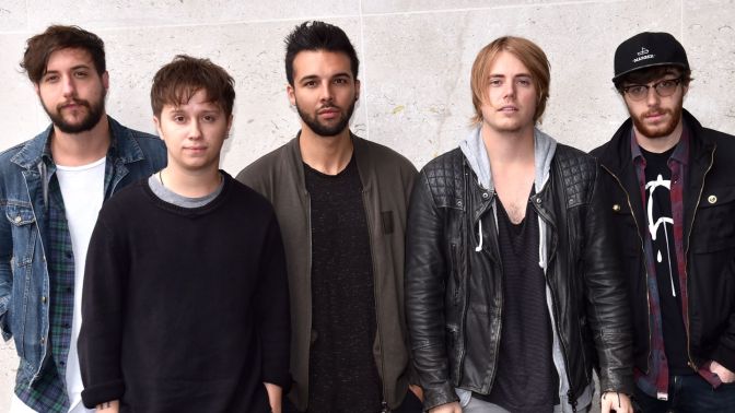 Nothing But Thieves 2
