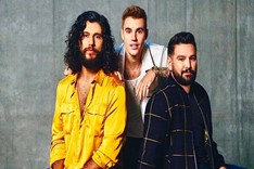 DAN + SHAY &amp; JUSTIN BEIBER
