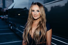 Carly Pearce (1)